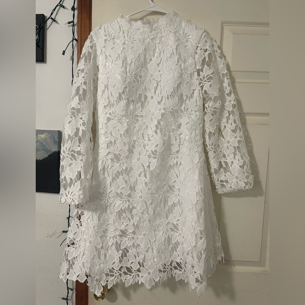 Women’s Short Lace Wedding Dress- size 10US - Picture 5 of 13